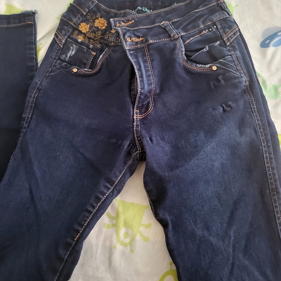 Jeans B'VIOLET - Picture 2 of 5